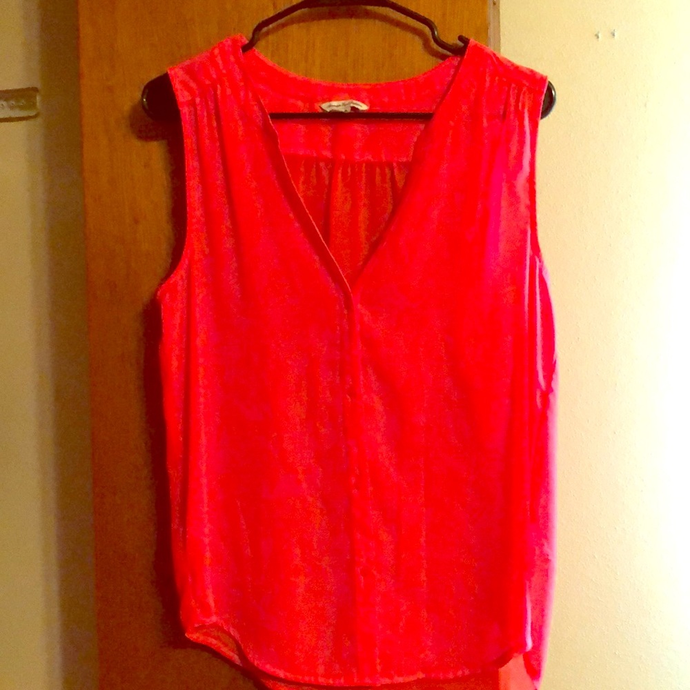Sleeveless Button Down Top